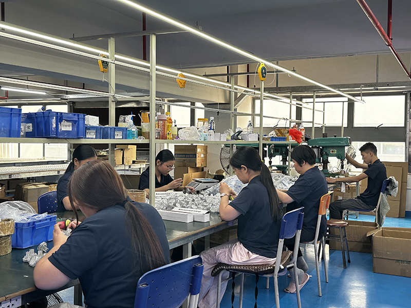 122cc太阳集成游戏照明年底冲刺，，，，，全力包管全球客户订单交付